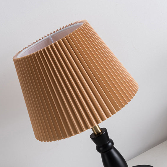 Zeitgenössische Vintage gestreifte Klapp Lampenschirm Metall Massivholz Stoff 1-Licht Tischlampe für Schlafzimmer 
