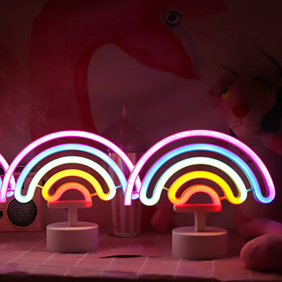 مصباح طاولة LED أكريليك بلاستيك يونيكورن قوس قزح إبداعي معاصر لغرفة النوم 