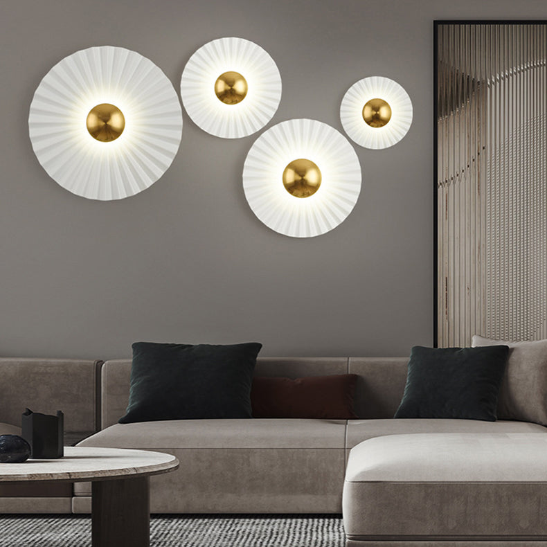 Applique murale LED contemporaine créative ronde à bord festonné pour salon 