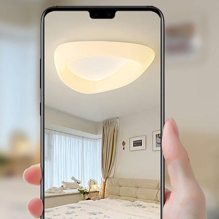 Moderne unbedeutende Deckenleuchte aus PE-Plätzchen-Wolken-Form-Eisen-LED für Schlafzimmer 