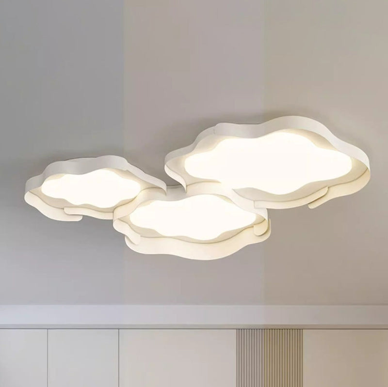 Plafonnier LED en forme de vague en fer PE de simplicité moderne pour salon 