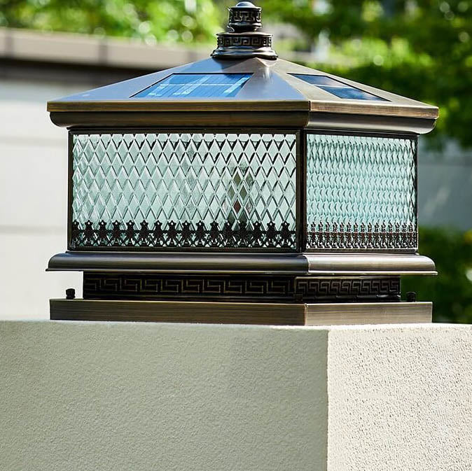 Traditionelle Chinesische Palast Messing Glas Solar 1-Licht Außenleuchte Für Garten 