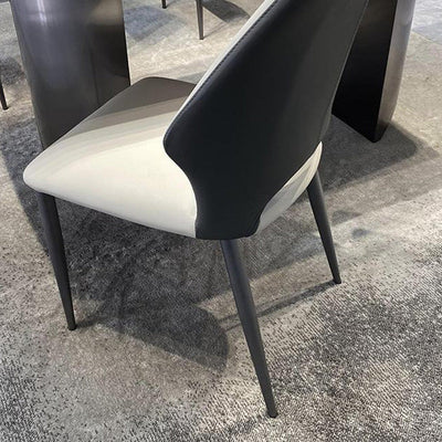 Zeitgenössischer Luxus Esszimmerstuhl aus quadratischem Mikrofaserleder und Karbonstahl mit Rückenlehne für das Esszimmer 