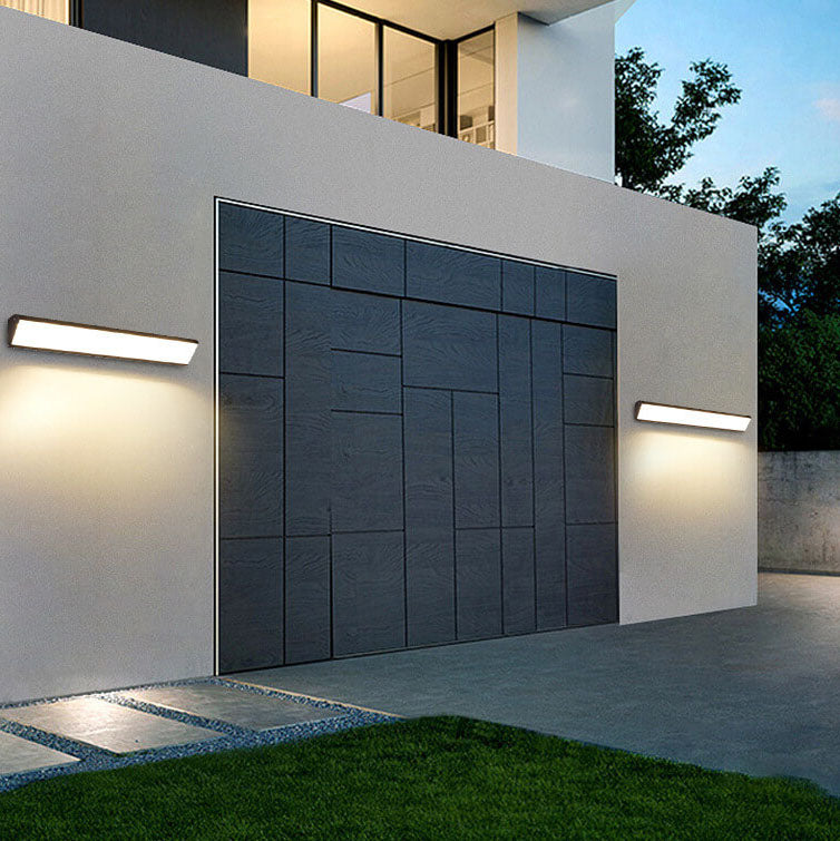 Modern Minimalist Outdoor Long Bar Aluminum Acrylic Waterproof LED Wall Sconce Lamp For Outdoor