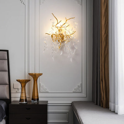 Modern Creative Light Luxury Crystal Resin 3-Light Wall Sconce Lamp