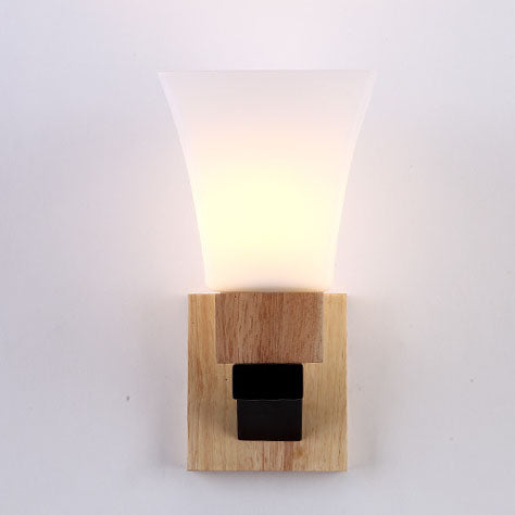 Nordic Modern Minimalist Quadrangular Solid Wood Iron Glass 1-Licht Wandleuchte 