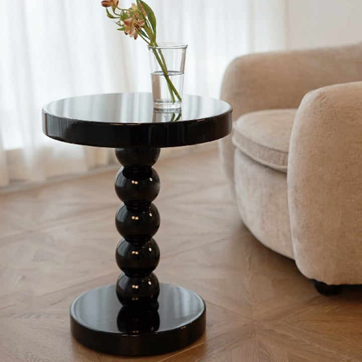 Table basse ronde vintage traditionnelle en bois perlé pour salon 