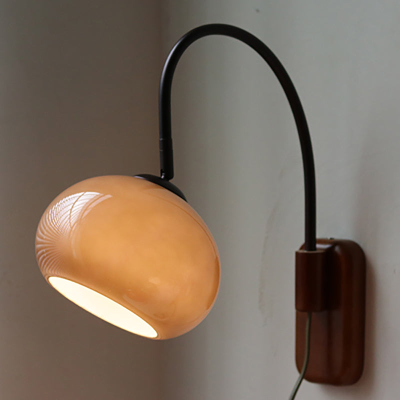 Applique murale contemporaine créative demi-ronde en bois et verre avec 1 lumière pour chambre à coucher 