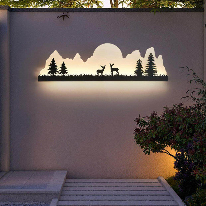 Traditionelle chinesische Eisen-Acryl-Landschaftsmalerei Außen-LED-Wandleuchte für den Garten 