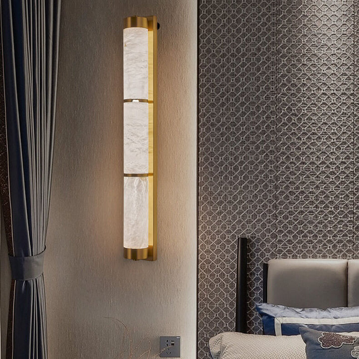 Applique murale LED en marbre à colonne en cuivre pleine lumière moderne 