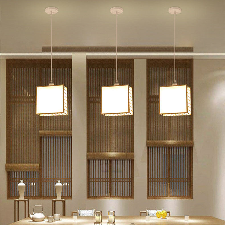Traditionelle chinesische Bambusweberei geometrischer Käfig 1-flammige Pendelleuchte für Wohnzimmer 