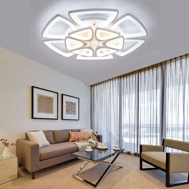 Zeitgenössische kreative Kombination Dreieck Hardware Acryl LED Unterputz Deckenleuchte für Wohnzimmer 