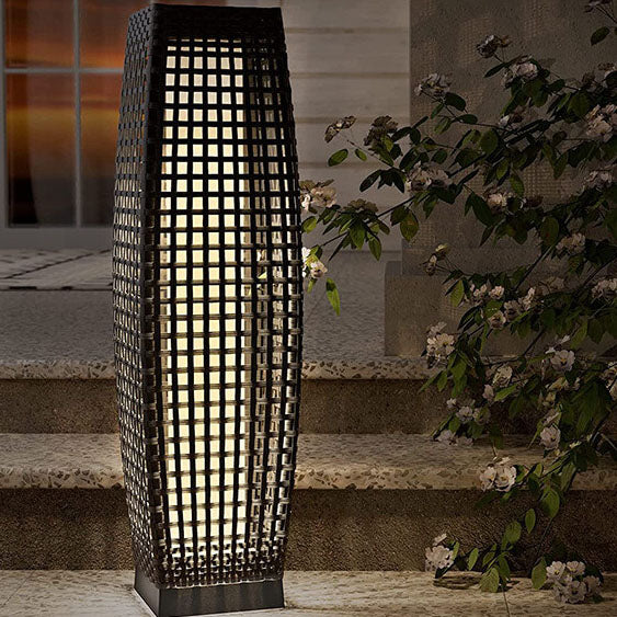 Luz de paisaje de césped solar al aire libre LED hueco de tejido de ratán simple 