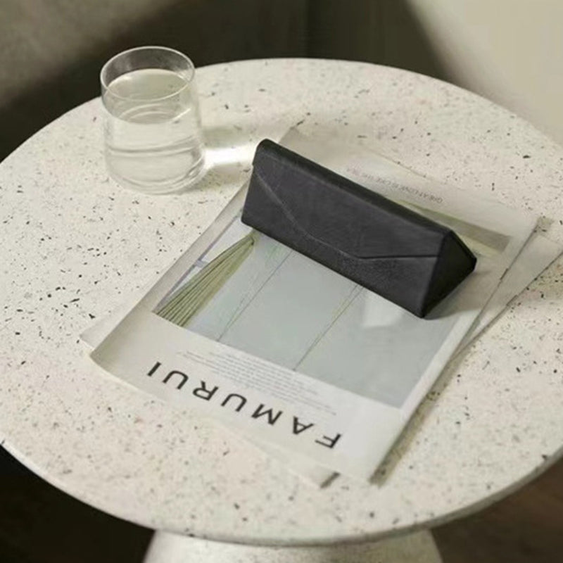 Zeitgenössischer nordischer runder Sanduhr-Tisch aus Magnesiumoxid für das Wohnzimmer 