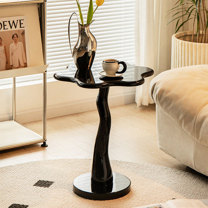 Table d'appoint en bois et fer avec design traditionnel de pétales ronds pour salon 