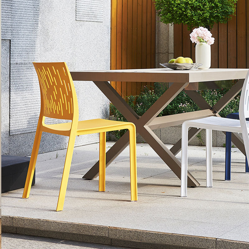 Silla Cuadrada de Plástico Minimalista Moderna con Cuatro Patas y Respaldo para Patio Exterior 