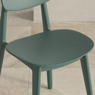 Chaise de salle à manger carrée en plastique macaron scandinave contemporaine avec dossier pour salle à manger 