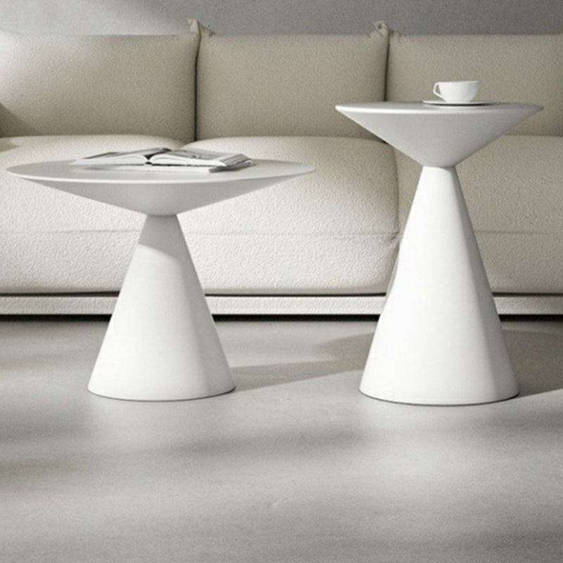 Moderner minimalistischer runder Kegel-Aluminium-Metall-Beistelltisch 1-stufig für das Wohnzimmer 