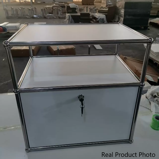 Table de chevet carrée moderne minimaliste en acier inoxydable et bois d’ingénierie avec 1 tiroir pour chambre à coucher 