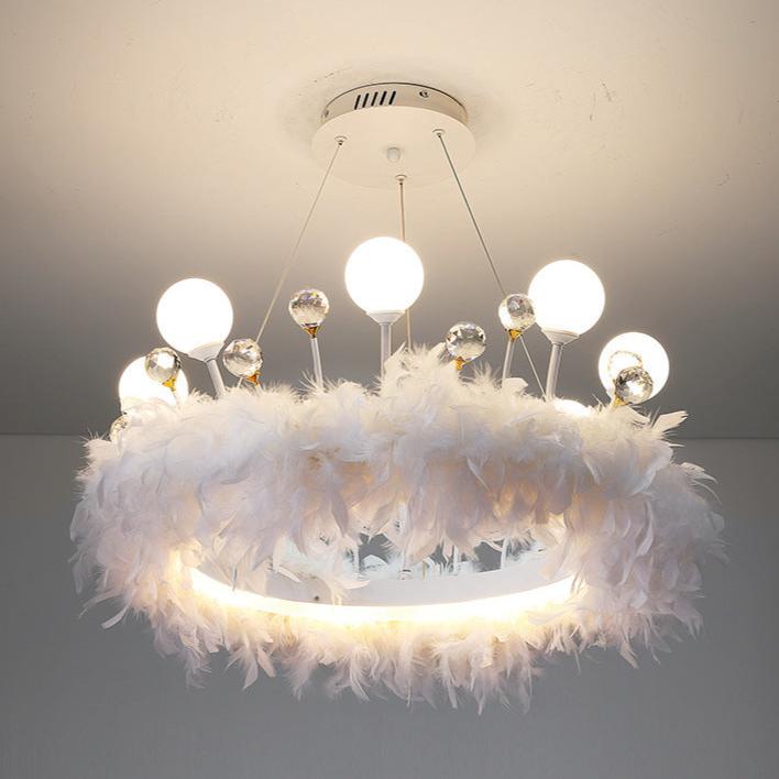 Zeitgenössische kreative Krone Acryl Ring Feder Dekor LED Kronleuchter für Wohnzimmer 