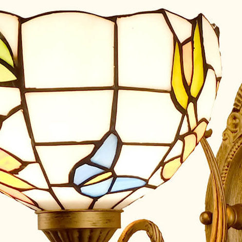 Europäische Vintage Tiffany Glas Metall 1-Licht Wandleuchte 