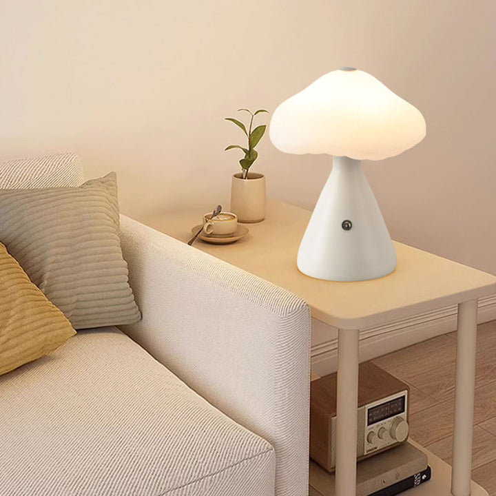 Zeitgenössische skandinavische kreative Pilzwolke Acryl-Hardware-Touch-LED-Tischlampe für das Schlafzimmer 