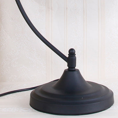 Traditional Tiffany Iron Glass Floral Whelk 1-Light Table Lamp For Study