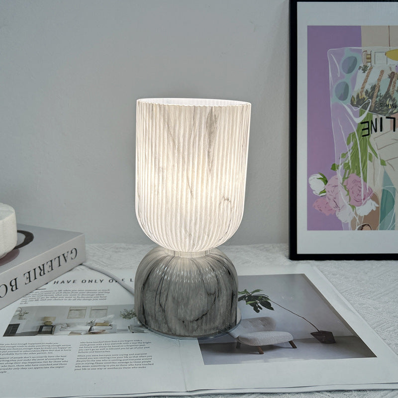 Lampe de table moderne minimaliste en verre cylindre avec entonnoir 1 lumière pour chambre 