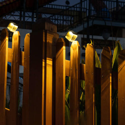 Moderne wasserdichte Solar-LED-Garten-Rasen-Licht-Außenleuchte 