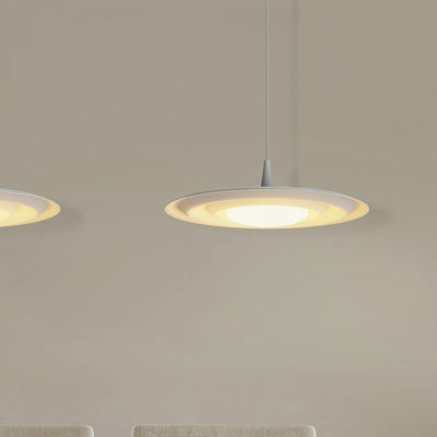 Moderne minimalistische runde Wasser-Kräuselung Acryl Eisen LED Pendelleuchte für Schlafzimmer 