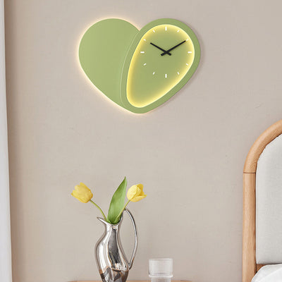 Horloge décorative ronde contemporaine créative en forme de cœur en fer acrylique LED applique murale pour chambre 