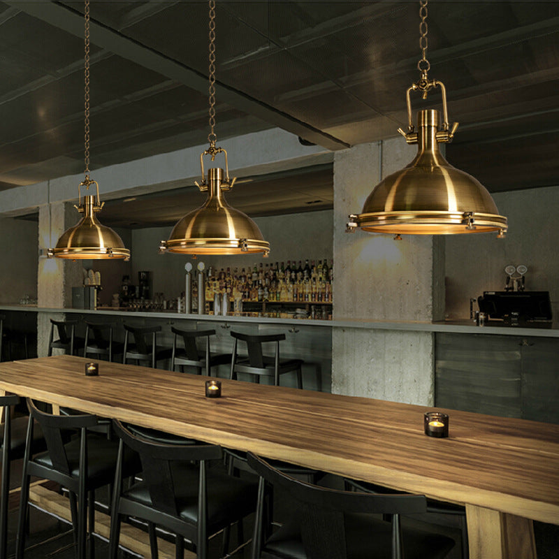 Suspension lumineuse contemporaine industrielle polonaise en fer avec abat-jour semi-circulaire à 1 lumière pour salle à manger 