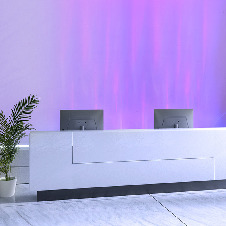 Lámpara de pie LED de aluminio y acrílico en forma de rectángulo y cilindro con patrón dinámico de agua Art Deco moderno para sala de estar 