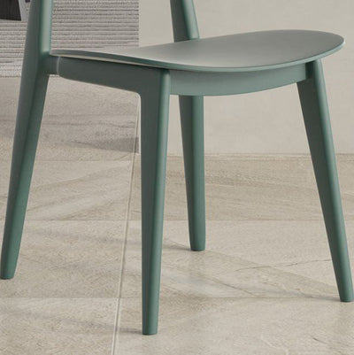 Chaise de salle à manger carrée en plastique macaron scandinave contemporaine avec dossier pour salle à manger 