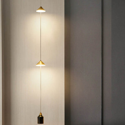 Moderne minimalistische drehbare LED-Wandleuchte