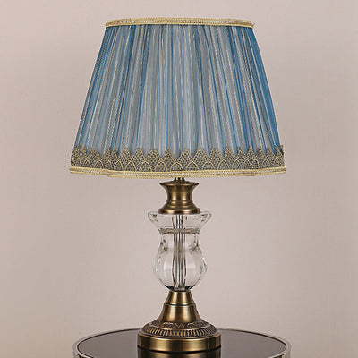 Traditionelle europäische Zylinder-Hardware-Kristallgewebe-1-Licht-Tischlampe für Schlafzimmer 
