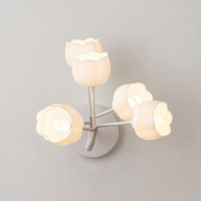 Applique murale à 6 lumières en fer avec branche de campanule scandinave contemporaine pour chambre à coucher 