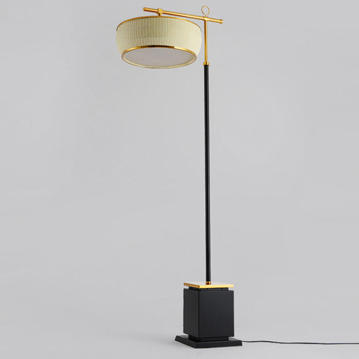 Lampadaire pour salon avec abat-jour plissé en tissu chinois traditionnel et base en matériel, 1 lumière 