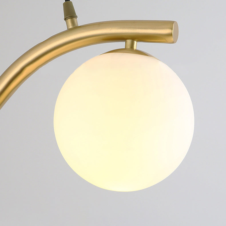 Lustre à 4 lumières en laiton avec décor d&
