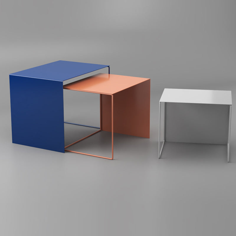Moderner minimalistischer quadratischer Eisen-Beistelltisch zum Ineinanderstellen für das Wohnzimmer 