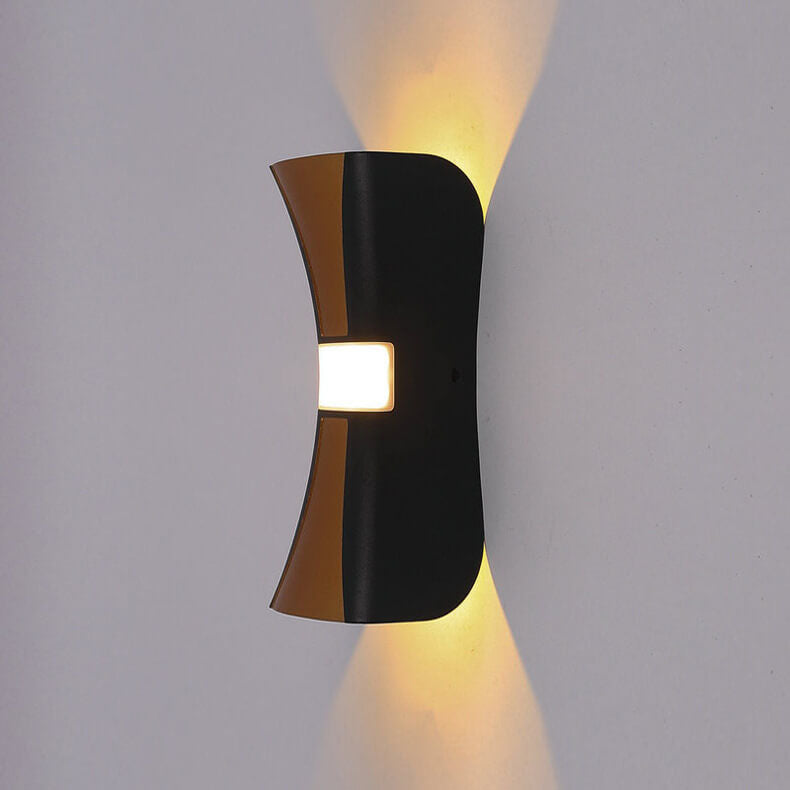 مصباح حائطي خارجي عصري بحواف مستديرة LED مقاوم للماء 