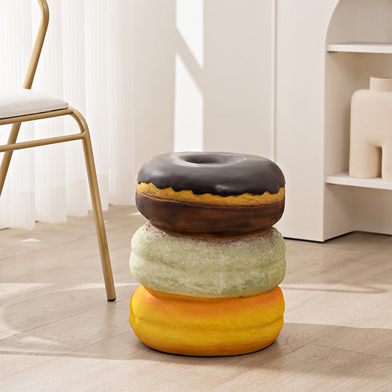 Chaise en résine contemporaine créative en forme de beignet cylindrique avec ananas et glace pour salon 