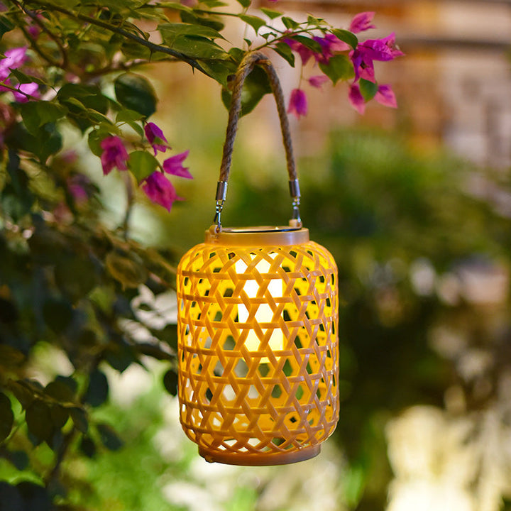 Lanterne solaire étanche créative contemporaine en plastique tissé LED portable pour lumière extérieure de jardin 