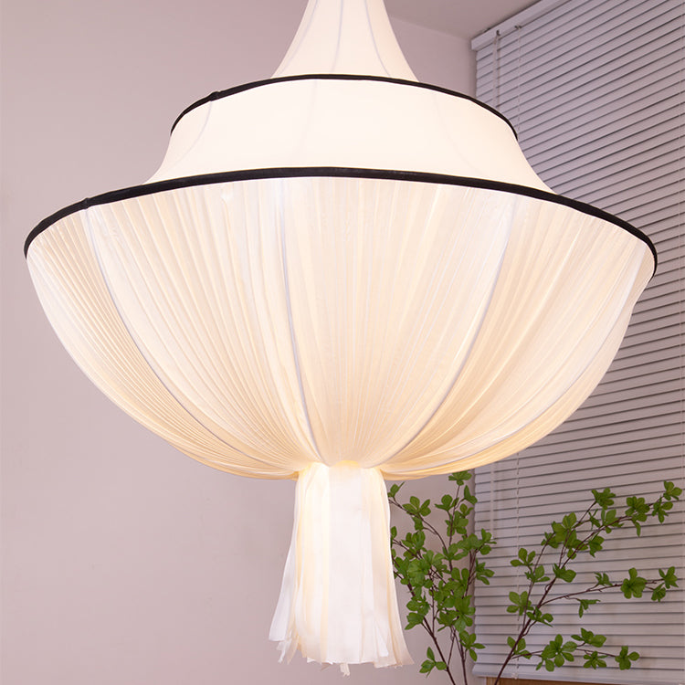 Moderner minimalistischer Kuchen-Hardware-Stoff-3-Licht-Kronleuchter für Wohnzimmer 