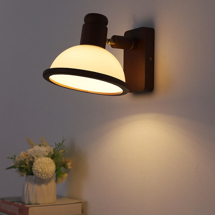 Aplique de pared de 1 luz con cúpula ajustable de brazo oscilante de madera de nogal vintage china 