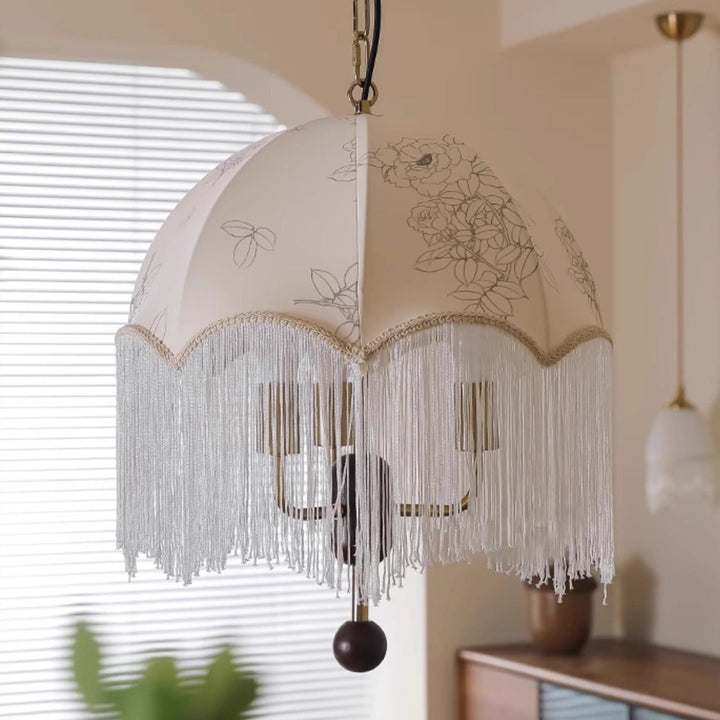 Traditionelle französische runde Quaste Eisen Holz Stoff 3-Licht Pendelleuchte für Wohnzimmer 
