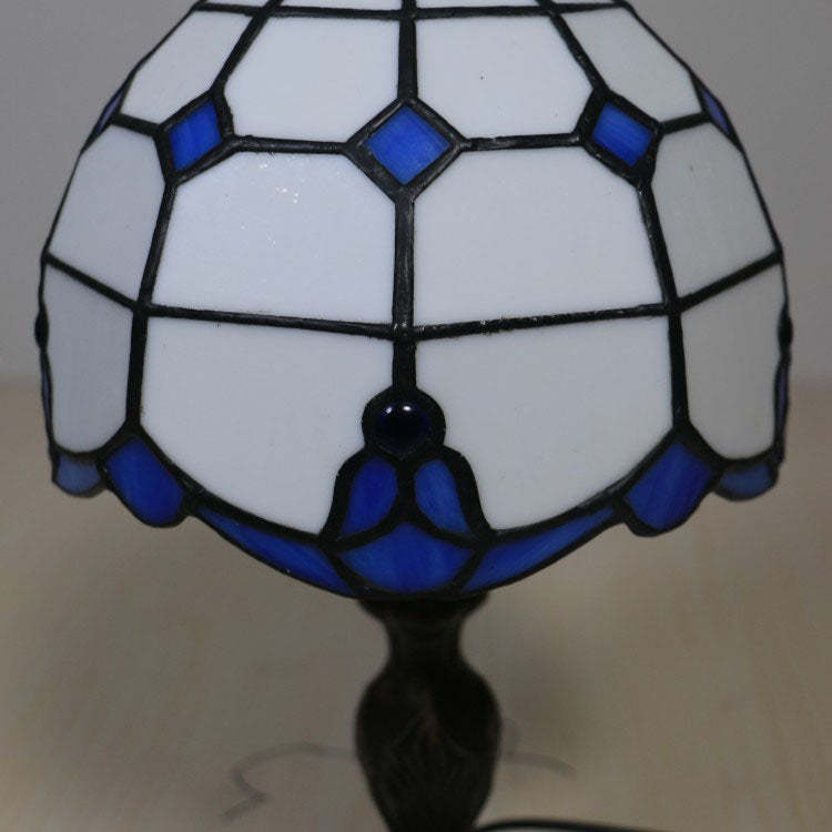 Traditional Tiffany Resin Glass Umbrella Shape 1-Light Table Lamp For Bedroom