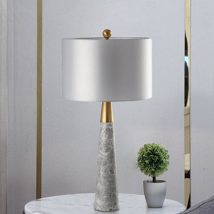 Abat-jour en tissu simple moderne, base en marbre gris, lampe de table à 1 lumière 