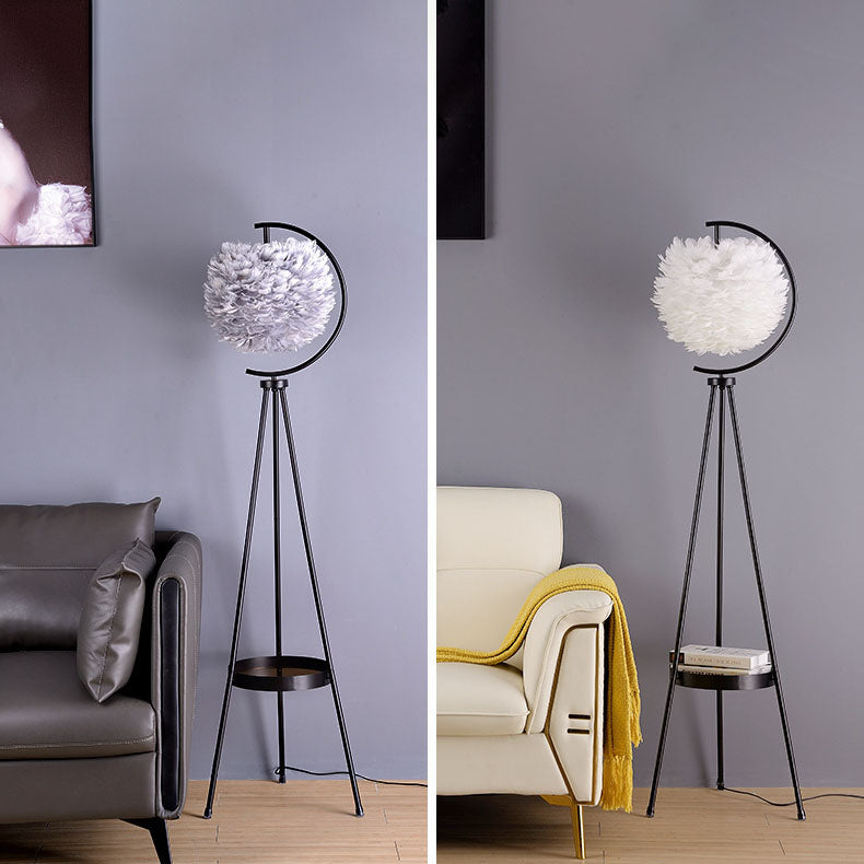 Zeitgenössische kreative Eisenfeder-Stativ Stehlampe mit 1 Licht für das Schlafzimmer 