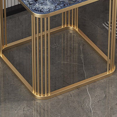 Table basse carrée moderne minimaliste en métal avec plateau en pierre pour salon 